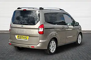 Used 2019 Ford Tourneo Courier Titanium Silver - Interior and Exterior details 3