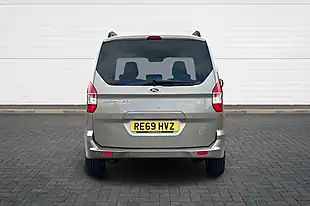 Used 2019 Ford Tourneo Courier Titanium Silver - Interior and Exterior details 4