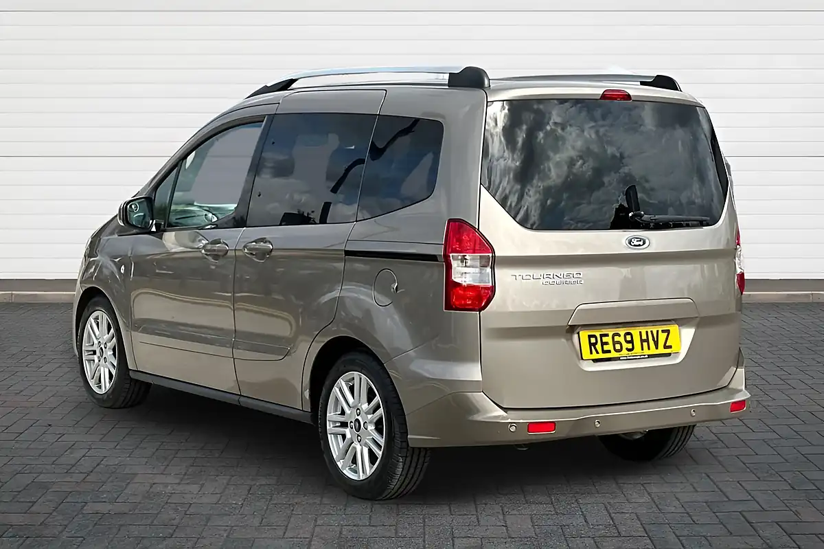 Used 2019 Ford Tourneo Courier Titanium Silver - Interior and Exterior details 5