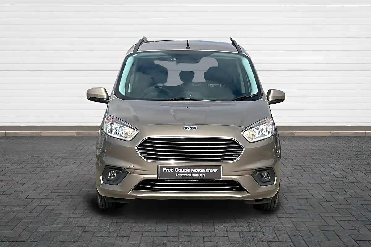Used 2019 Ford Tourneo Courier Titanium Silver - Interior and Exterior details 8