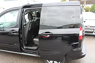Used 2019 Ford Tourneo Courier Zetec Black - Interior and Exterior details 4
