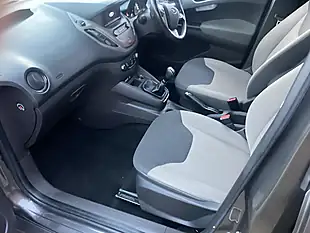 Used 2019 Ford Tourneo Courier Zetec Grey - Interior and Exterior details 9