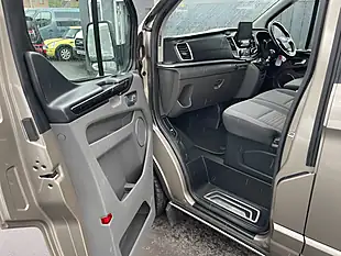 Used 2019 Ford Tourneo Custom Independence RS 6 SEAT Crew Gold - Interior and Exterior details 14