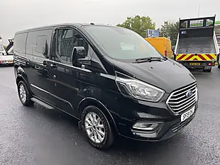 Used 2019 Ford Tourneo Custom Independence RS 6 SEAT Crew Van Black - Interior and Exterior details 4