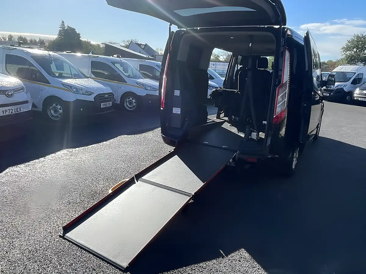 Used 2019 Ford Tourneo Custom Independence RS Black - Interior and Exterior details 14