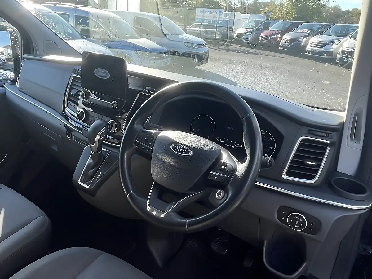 Used 2019 Ford Tourneo Custom Independence RS Black - Interior and Exterior details 8