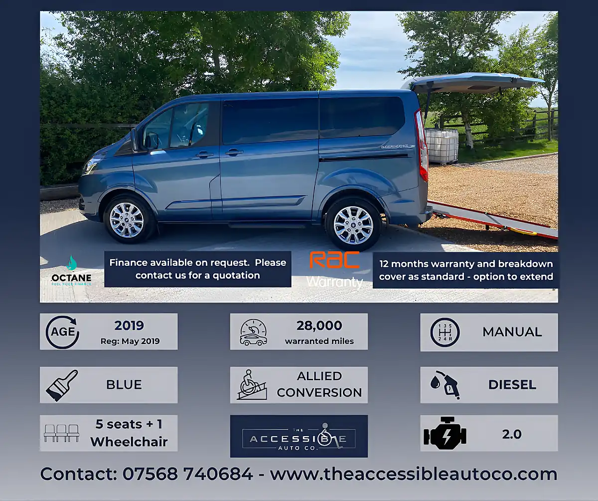 Used 2019 Ford Tourneo Custom Independence RS Blue - Front View