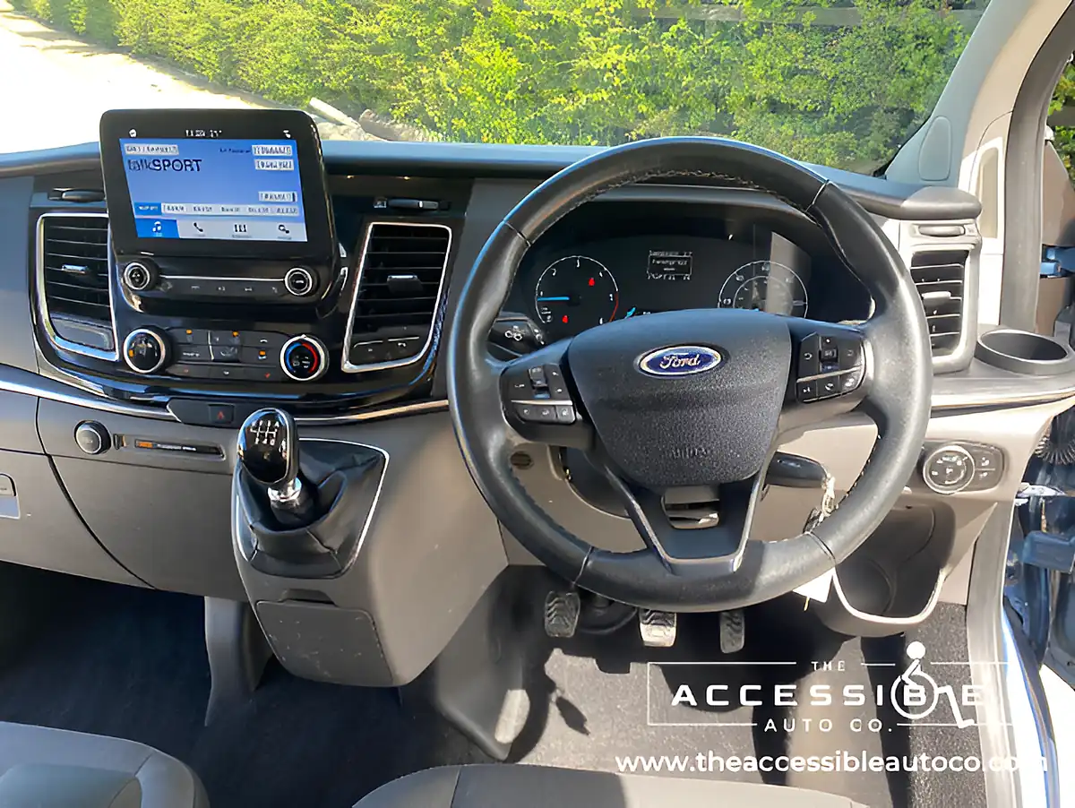 Used 2019 Ford Tourneo Custom Independence RS Blue - Interior and Exterior details 11