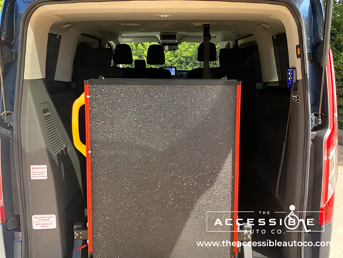 Used 2019 Ford Tourneo Custom Independence RS Blue - Interior and Exterior details 9