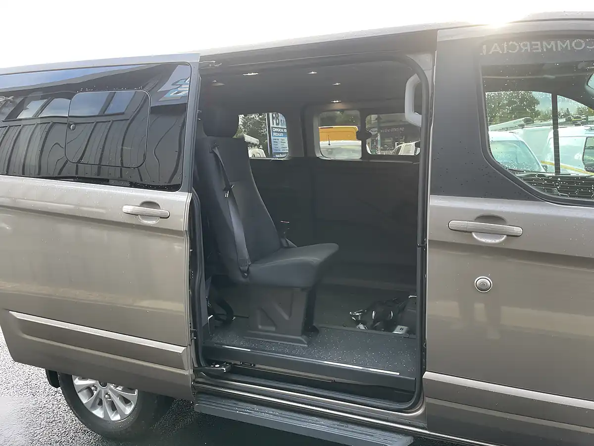 Used 2019 Ford Tourneo Custom Independence RS Silver - Interior and Exterior details 11