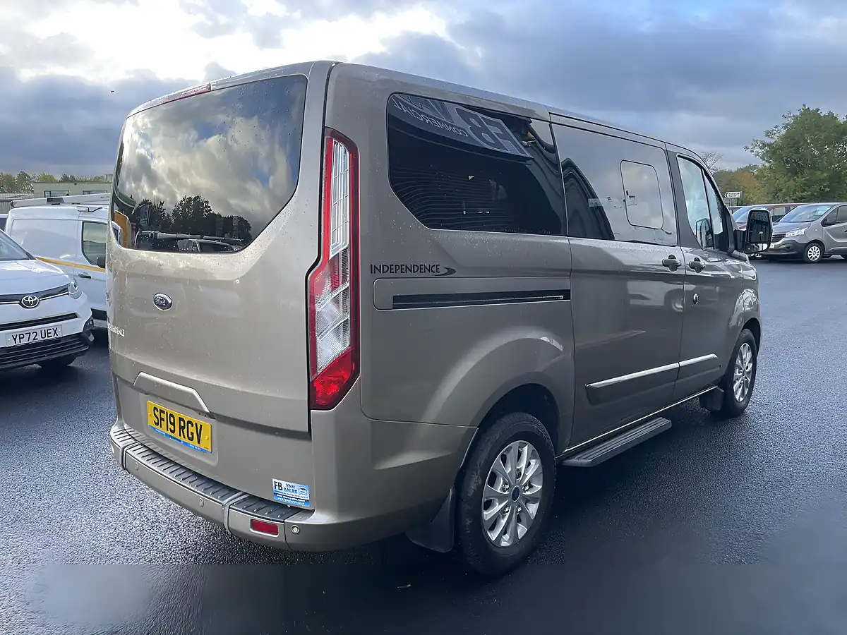 Used 2019 Ford Tourneo Custom Independence RS Silver - Interior and Exterior details 5