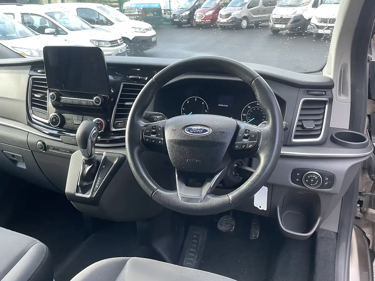 Used 2019 Ford Tourneo Custom Independence RS Silver - Interior and Exterior details 8