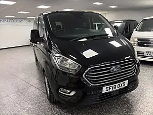Used 2019 Ford Tourneo Custom Titanium Black - Interior and Exterior details 12