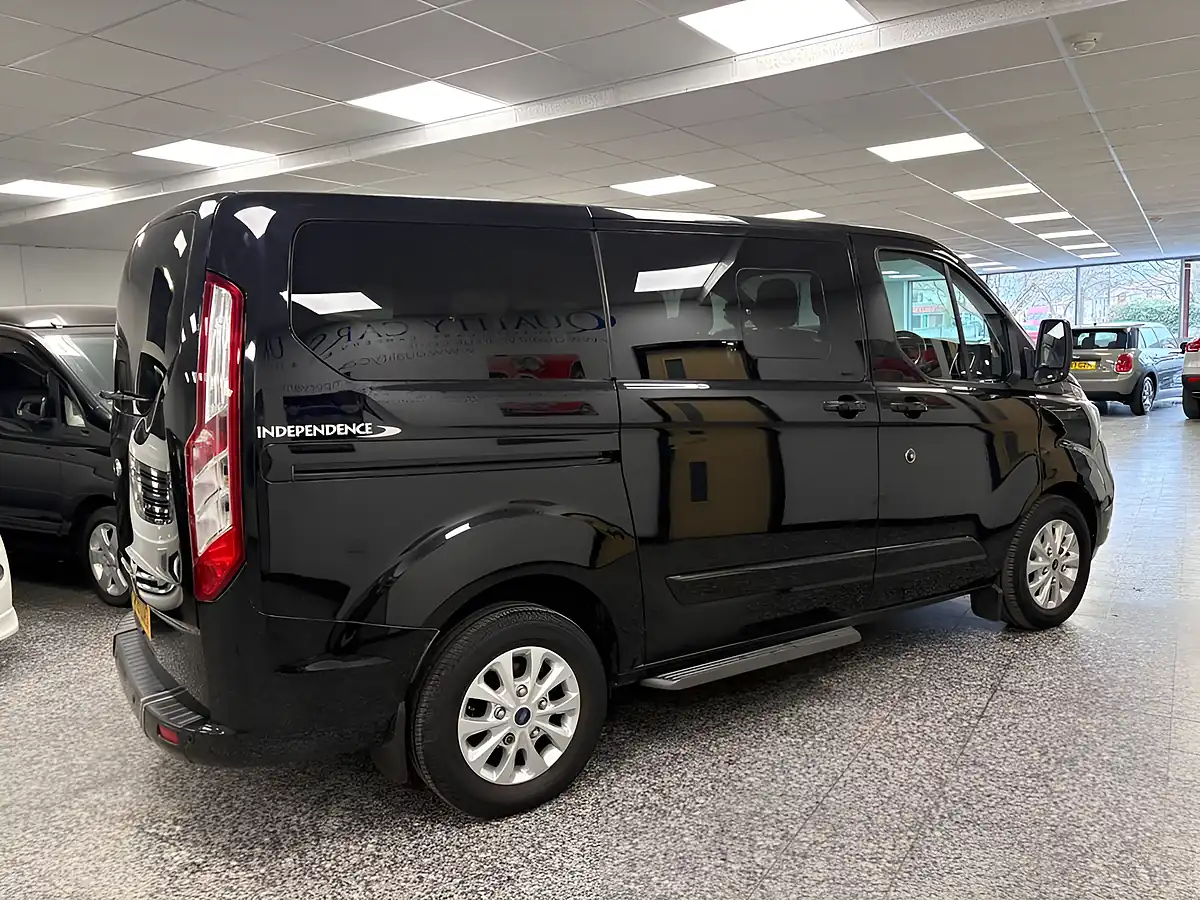Used 2019 Ford Tourneo Custom Titanium Black - Interior and Exterior details 13