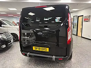 Used 2019 Ford Tourneo Custom Titanium Black - Interior and Exterior details 15