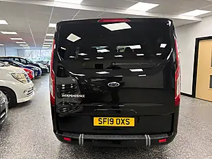 Used 2019 Ford Tourneo Custom Titanium Black - Interior and Exterior details 16