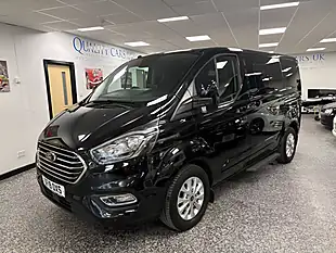Used 2019 Ford Tourneo Custom Titanium Black - Interior and Exterior details 8