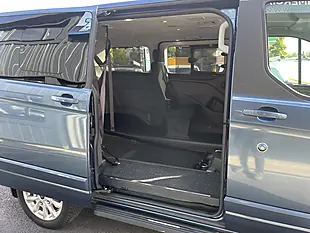 Used 2019 Ford Tourneo Custom Titanium Blue - Interior and Exterior details 11
