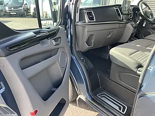Used 2019 Ford Tourneo Custom Titanium Blue - Interior and Exterior details 16