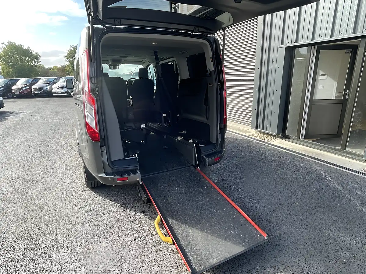 Used 2019 Ford Tourneo Custom Titanium Grey - Interior and Exterior details 13