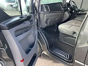 Used 2019 Ford Tourneo Custom Titanium Grey - Interior and Exterior details 16