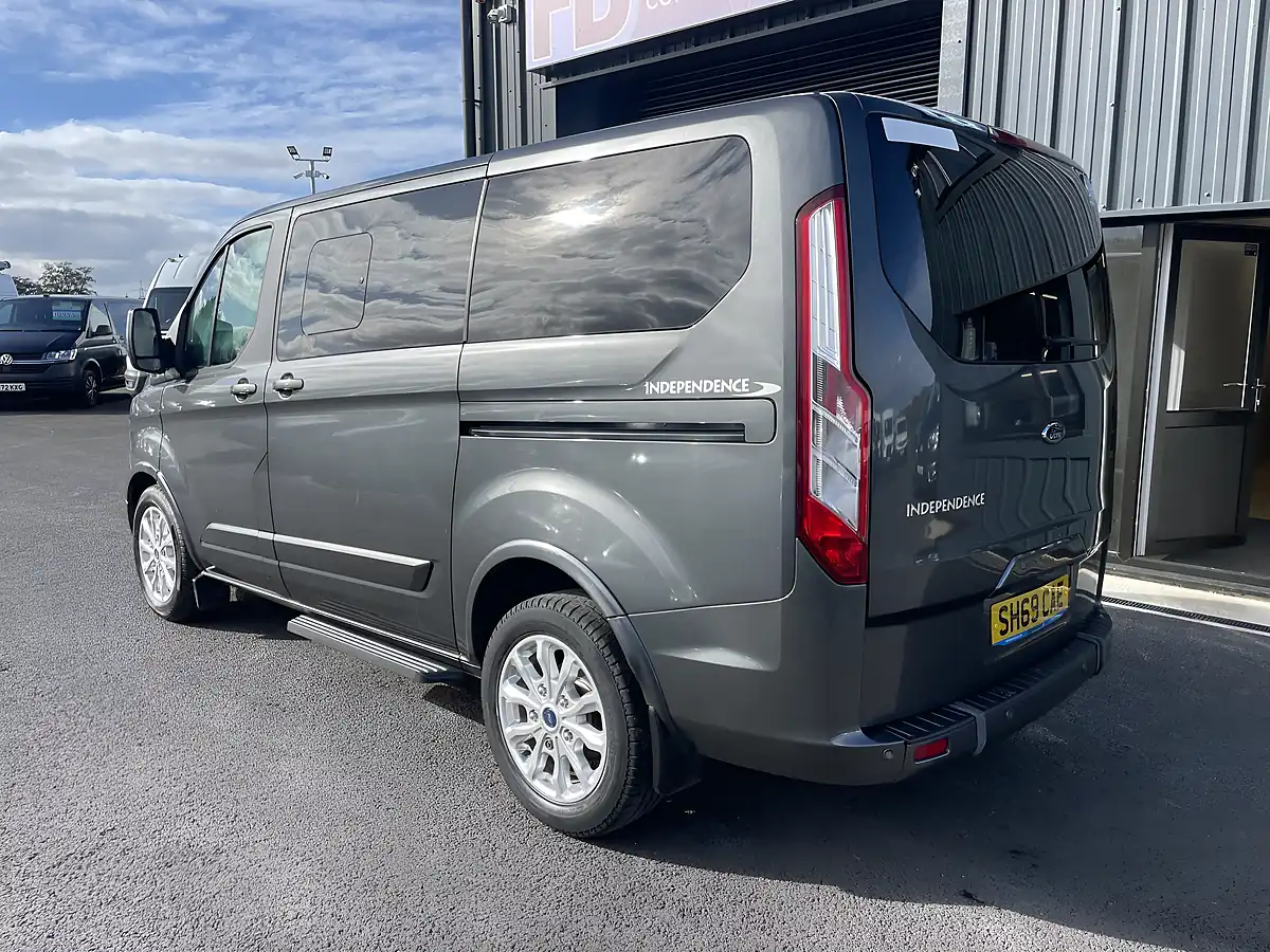 Used 2019 Ford Tourneo Custom Titanium Grey - Interior and Exterior details 7