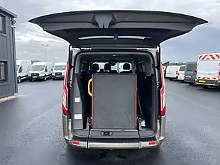 Used 2019 Ford Tourneo Custom Titanium Silver - Interior and Exterior details 12