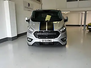 Used 2019 Ford Tourneo Custom Titanium Silver - Interior and Exterior details 2