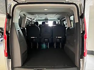 Used 2019 Ford Tourneo Custom Titanium Silver - Interior and Exterior details 6