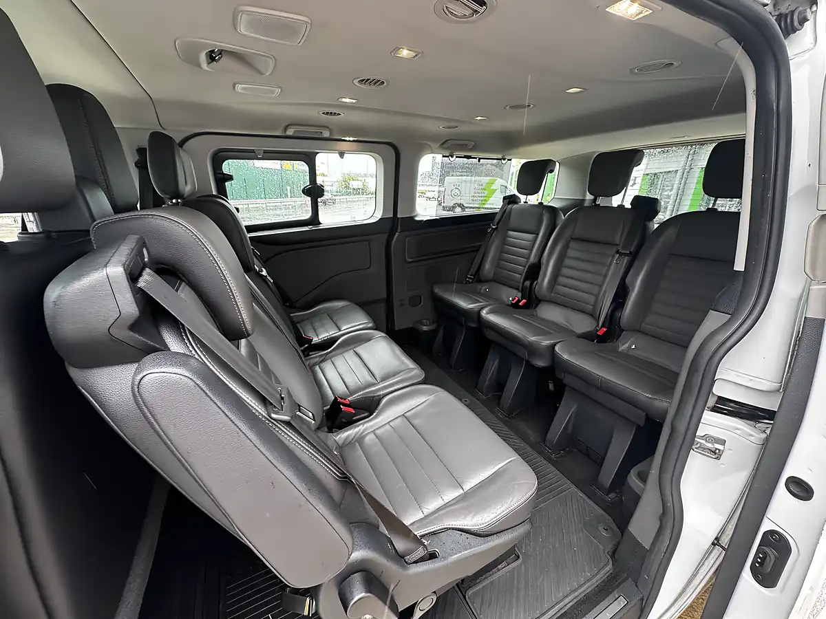 Used 2019 Ford Tourneo Custom Titanium White - Interior and Exterior details 10