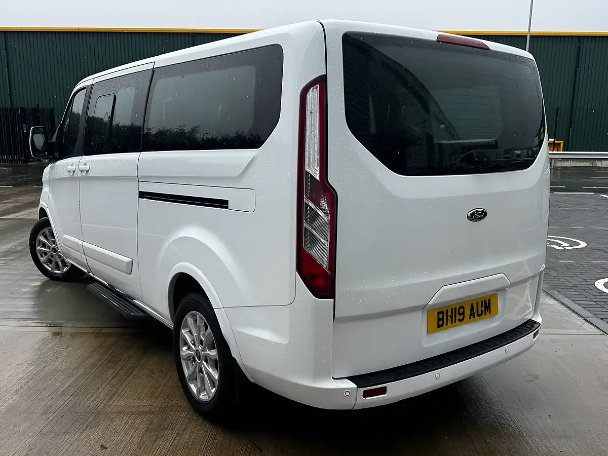Used 2019 Ford Tourneo Custom Titanium White - Interior and Exterior details 5