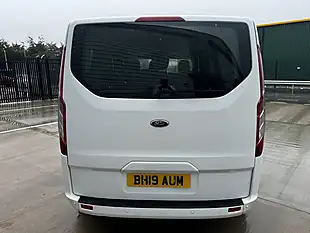 Used 2019 Ford Tourneo Custom Titanium White - Interior and Exterior details 6