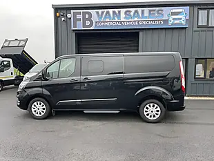 Used 2019 Ford Tourneo Custom Zetec Black - Interior and Exterior details 6