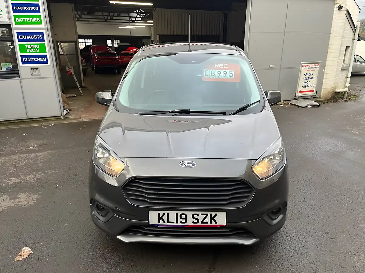 Used 2019 Ford Tourneo Zetec Grey - Interior and Exterior details 2