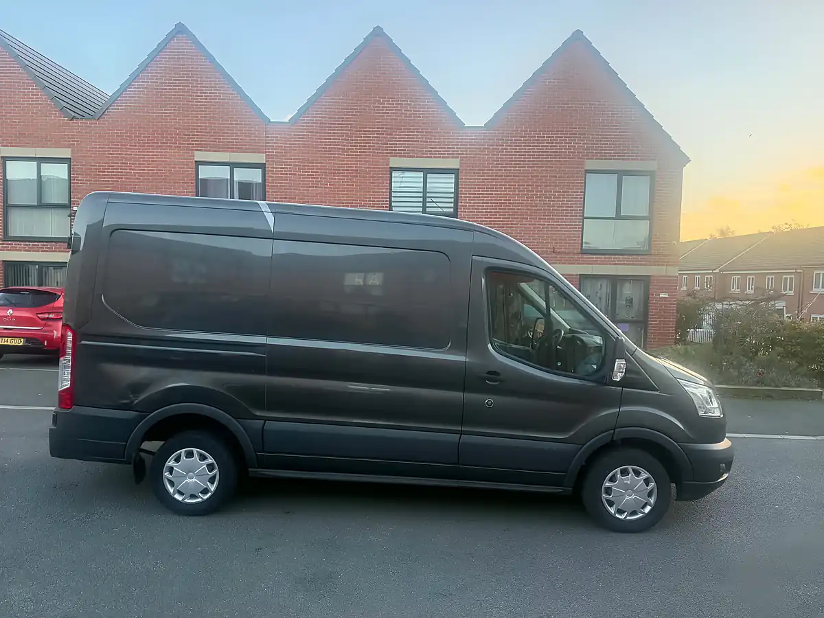 Used 2019 Ford Transit 290 Grey - Interior and Exterior details 9