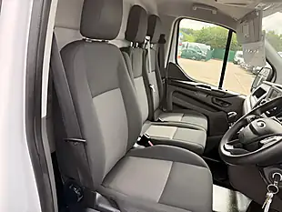Used 2019 Ford Transit 300 Custom 300 Custom L1 H2 Swb High Roof White - Interior and Exterior details 17