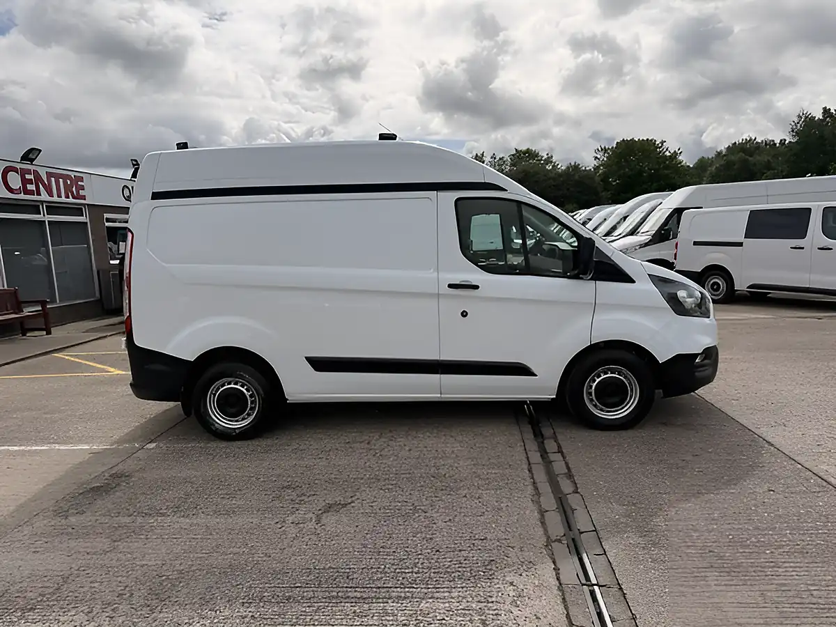 Used 2019 Ford Transit 300 Custom 300 Custom L1 H2 Swb High Roof White - Interior and Exterior details 2