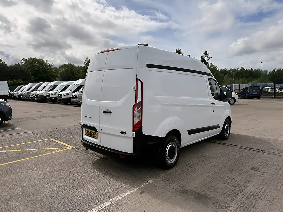 Used 2019 Ford Transit 300 Custom 300 Custom L1 H2 Swb High Roof White - Interior and Exterior details 3