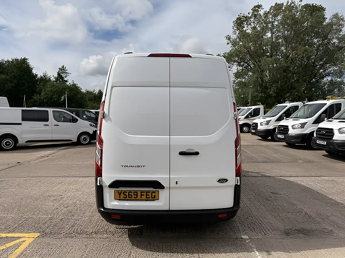 Used 2019 Ford Transit 300 Custom 300 Custom L1 H2 Swb High Roof White - Interior and Exterior details 4