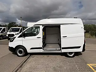Used 2019 Ford Transit 300 Custom 300 Custom L1 H2 Swb High Roof White - Interior and Exterior details 8
