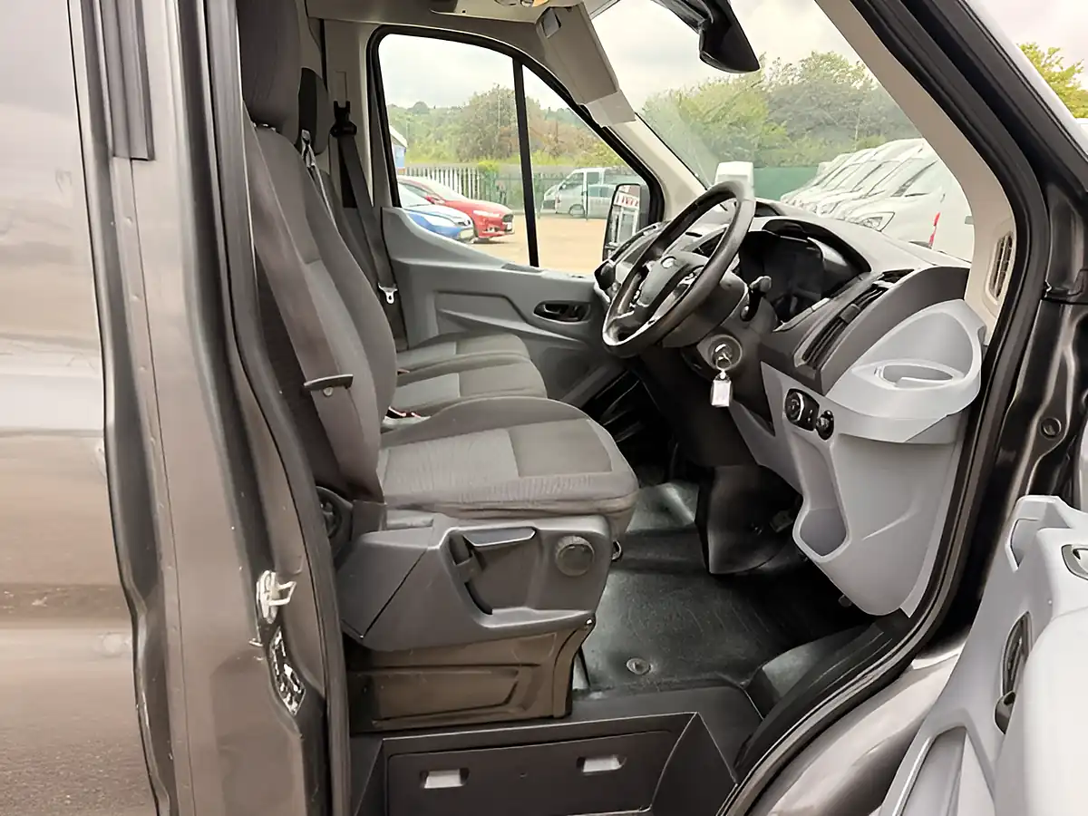Used 2019 Ford Transit 310 Limited Grey - Interior and Exterior details 12