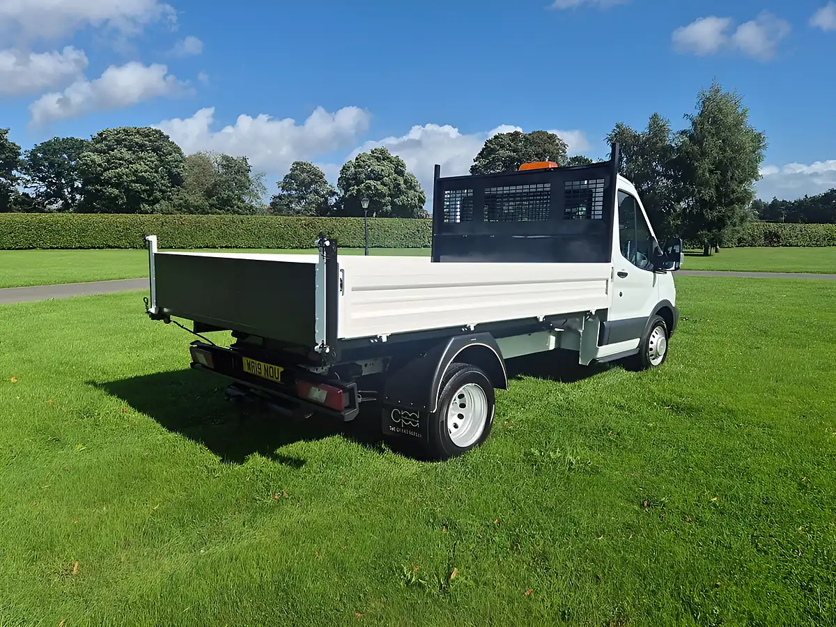 Used 2019 Ford Transit 350 Chassis Cab White - Interior and Exterior details 5