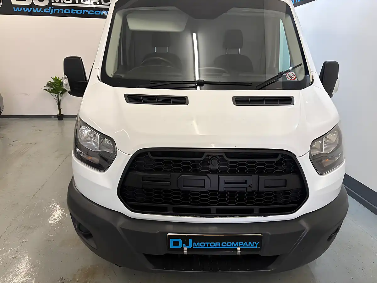 Used 2019 Ford Transit 350 FWD L2 H3 White - Interior and Exterior details 7