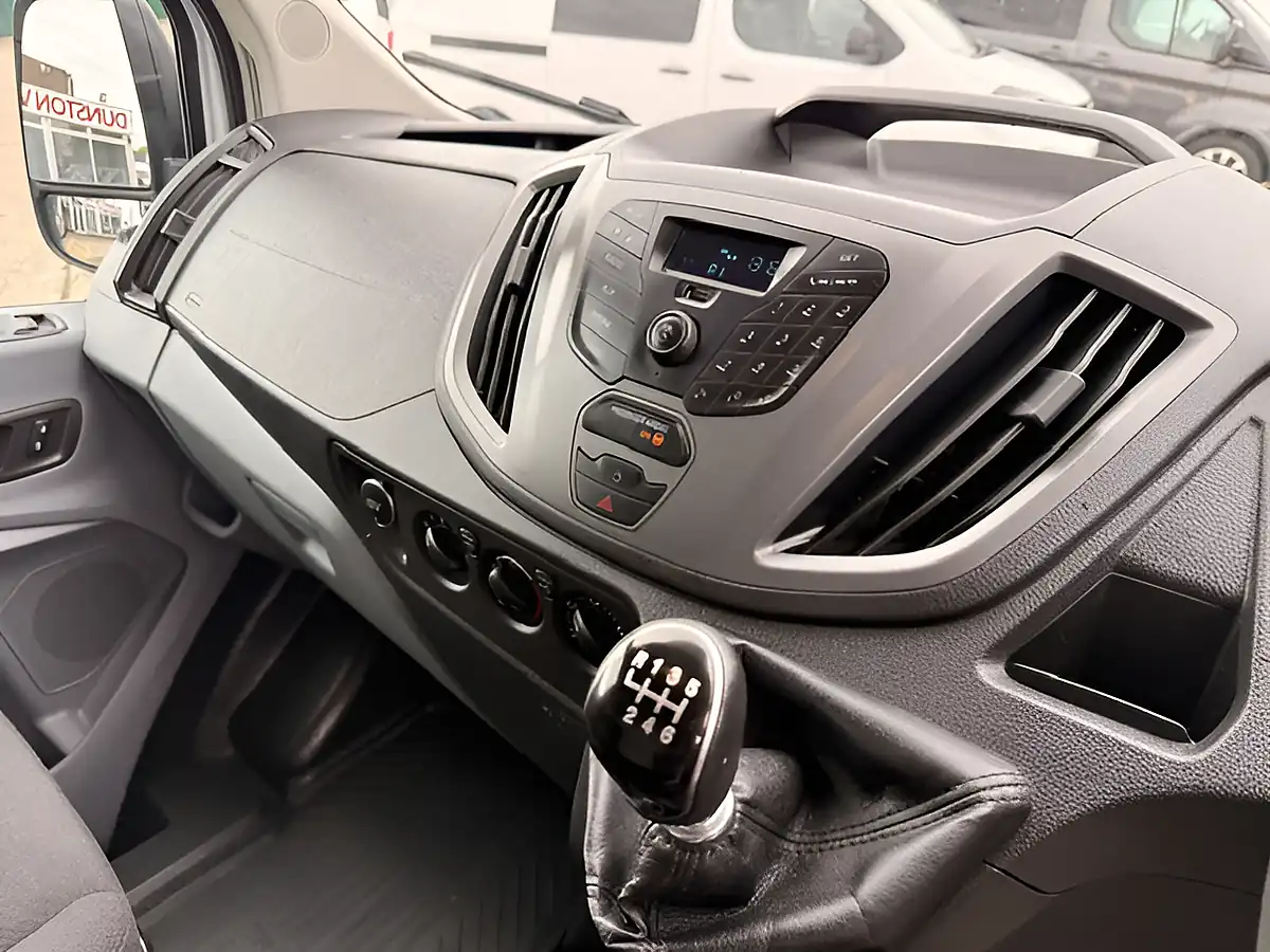 Used 2019 Ford Transit 350 L2 H3 Mobile Workshop White - Interior and Exterior details 19