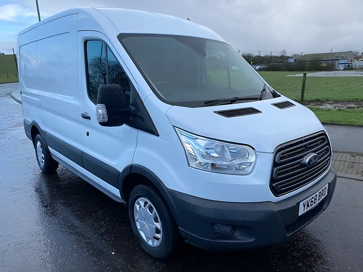 Used 2019 Ford Transit 350 L2H2 Mwb White - Front View
