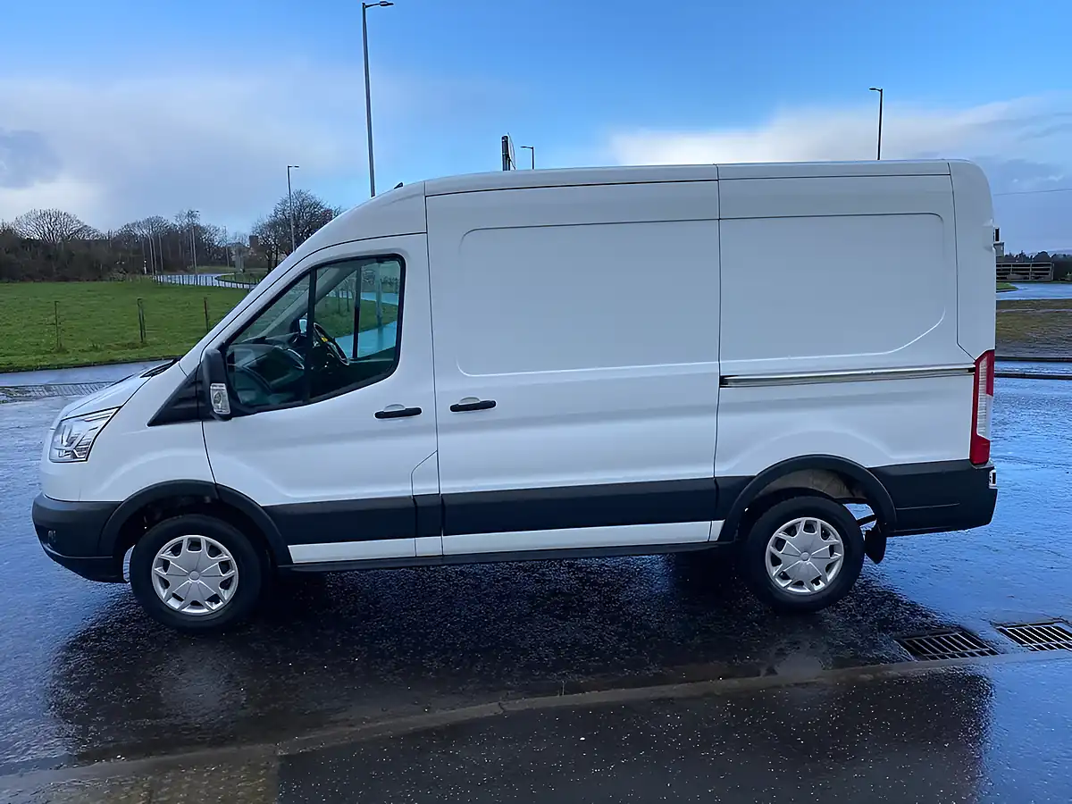 Used 2019 Ford Transit 350 L2H2 Mwb White - Interior and Exterior details 16