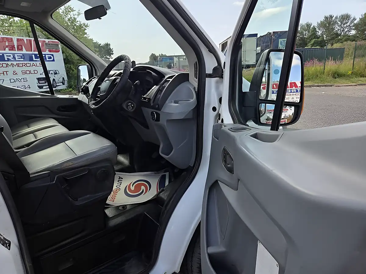 Used 2019 Ford Transit 350 Lwb Dropside White - Interior and Exterior details 8