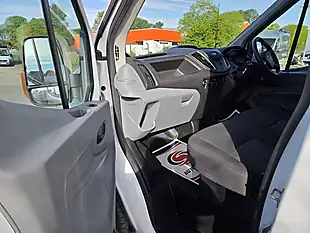 Used 2019 Ford Transit 350 Lwb Luton White - Interior and Exterior details 6