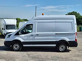 Used 2019 Ford Transit 350 Mwb L2 H3 White - Interior and Exterior details 4