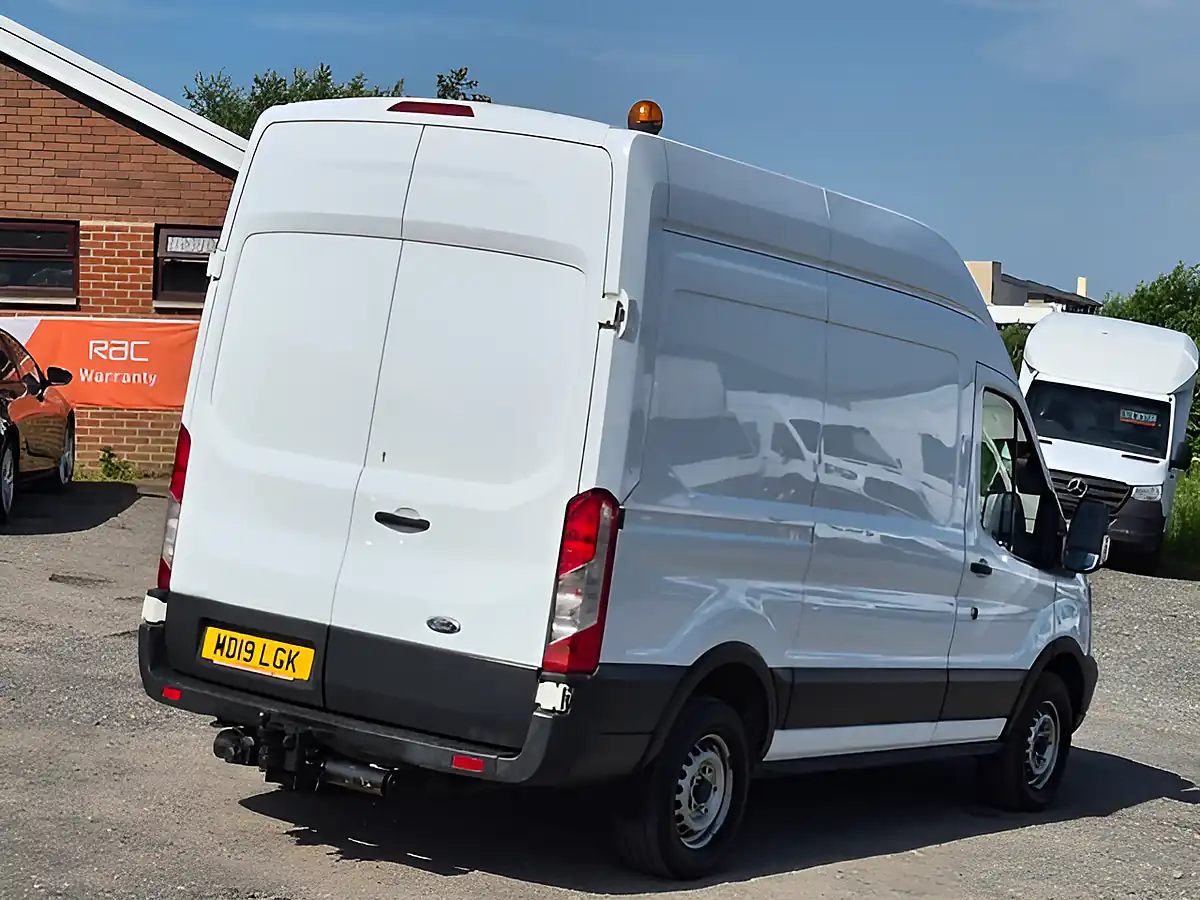 Used 2019 Ford Transit 350 Mwb L2 H3 White - Interior and Exterior details 5